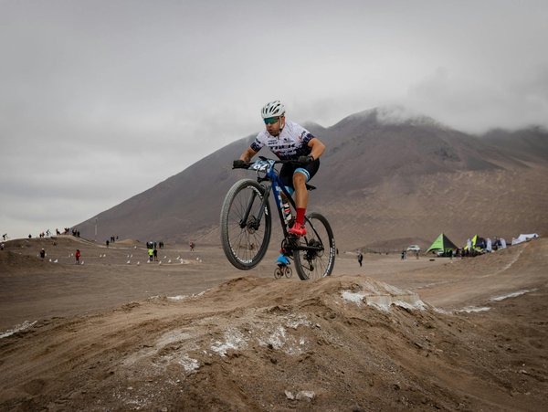 What should a fighter's post-fight recovery routine include for optimal healing?